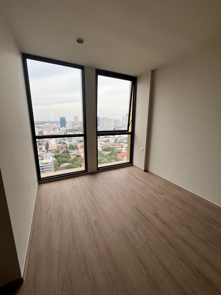 For SaleCondoSathorn, Narathiwat : S-TLST103 Condo for sale, The Issara Sathorn, 25th floor, city view, 90 sq m., 2 bedrooms, 2 bathrooms, 16 million, 064-959-8900
