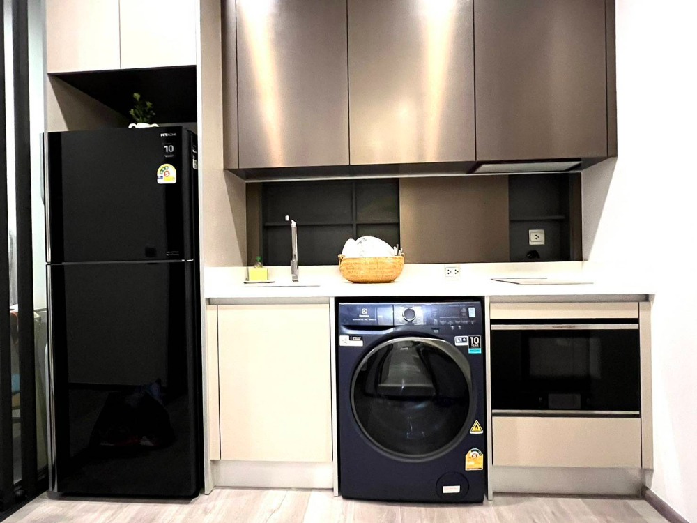 For RentCondoRatchathewi,Phayathai : ✅ DSRI103 ✅ Line : @p2nproperty