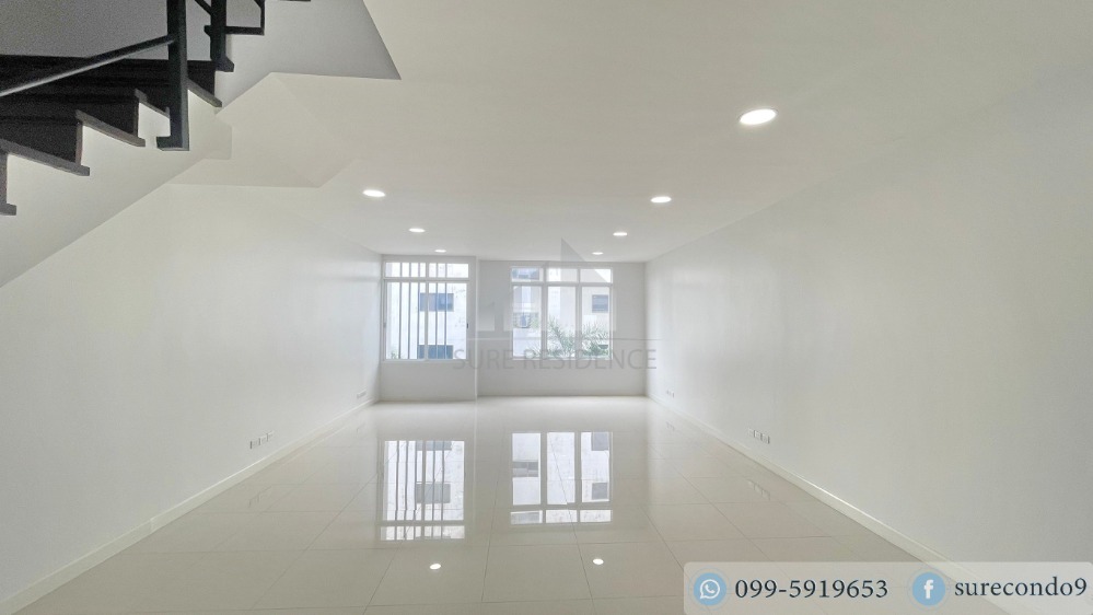 For SaleHome OfficeRatchadapisek, Huaikwang, Suttisan : HK0193😊 For RENT Home Office for rent, 4 floors, 🚪2 bedrooms🚄near MRT Sutthisan🏢Ratchada Ratchada🔔House area: 51.30 sq.wa🔔Usable area: 320 sq.m.💲Sale: 18,500,000฿📞O99-5919653,O65-9423251✅LineID:@sureresidence