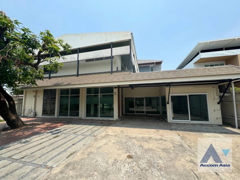 ให้เช่าบ้านราชเทวี พญาไท : 🔼AccomA🔽  3 Bedrooms House for Rent in Phaya Thai, Bangkok