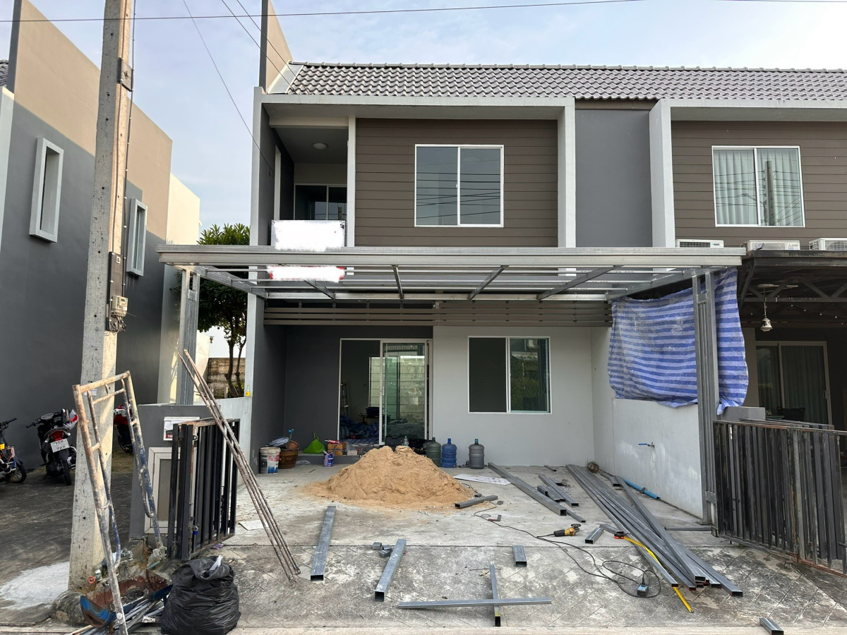 ขายทาวน์โฮมปทุมธานี รังสิต ธรรมศาสตร์ : ขายทาวน์เฮ้าส์/ทาวน์โฮม  เดอะ คัลเลอร์ส รังสิต-คลอง 4 ลาดสวาย ลำลูกกา ปทุมธานี CX-147758