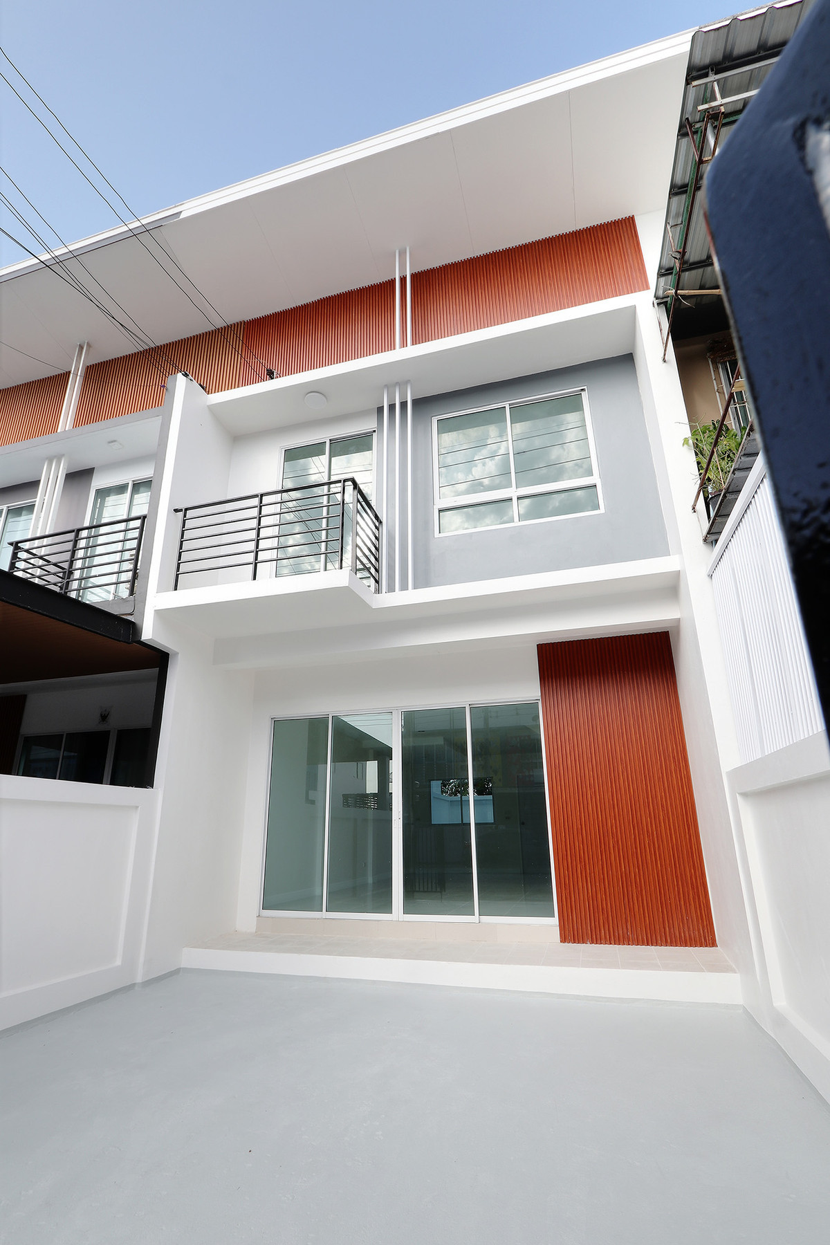 For SaleTownhomeMin Buri, Romklao : For Sale Townhouse/Townhome , BR @Arena , Khok Faet , Nong Chok , Bangkok , CX-149774