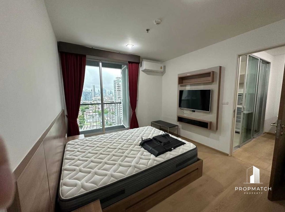 ขายคอนโดสะพานควาย จตุจักร : ขายราคาดี Rhythm Phahol-Ari (1bad1bath/45 Sqm.) ชั้นสูง วิวโล่งสุดๆ เพียง 4.59 ล้านเท่านั้น Tel.0806265693 แบมค่ะ