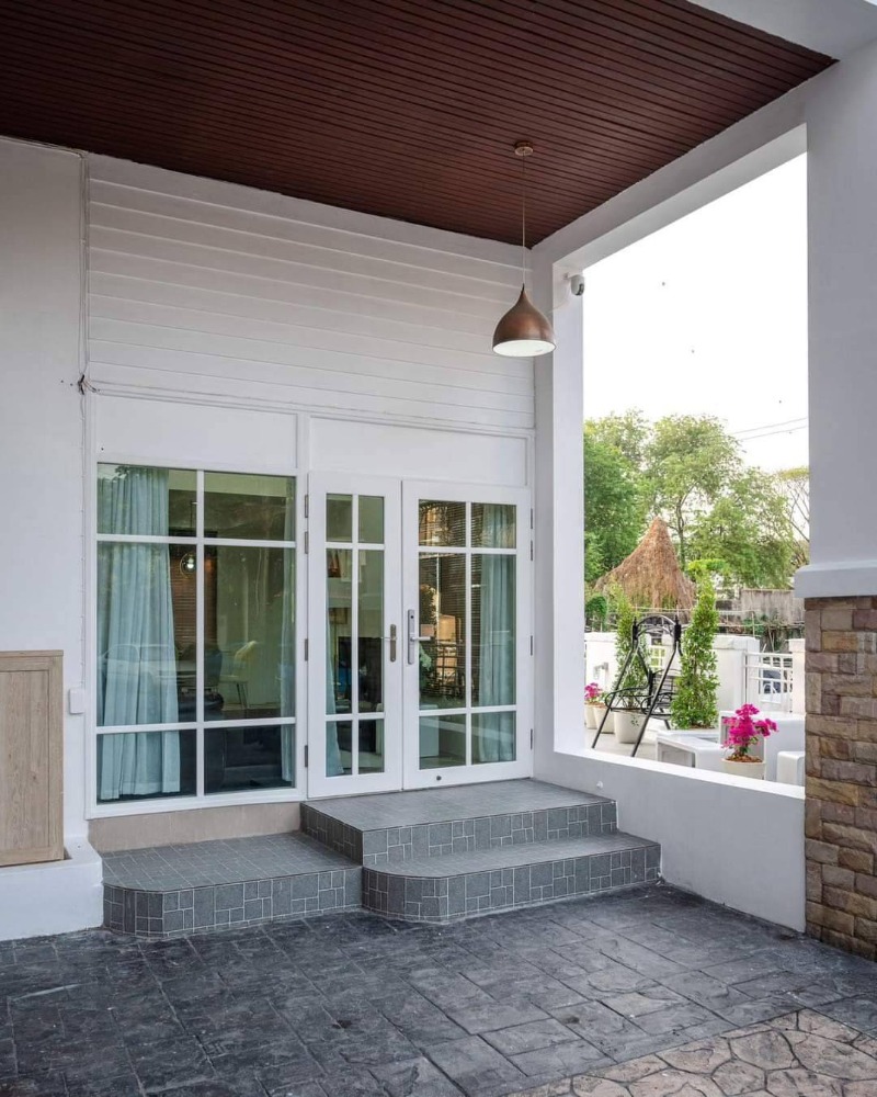 ให้เช่าบ้านลาดพร้าว เซ็นทรัลลาดพร้าว : ให้เช่า!!! บ้านสไตล์ Pool villa ย่านรัชดา/ห้วยขวาง ใกล้รร.นานาชาติหลายแห่ง ใกล้รถไฟฟ้าเดินทางสะดวก พร้อมเข้าอยู่