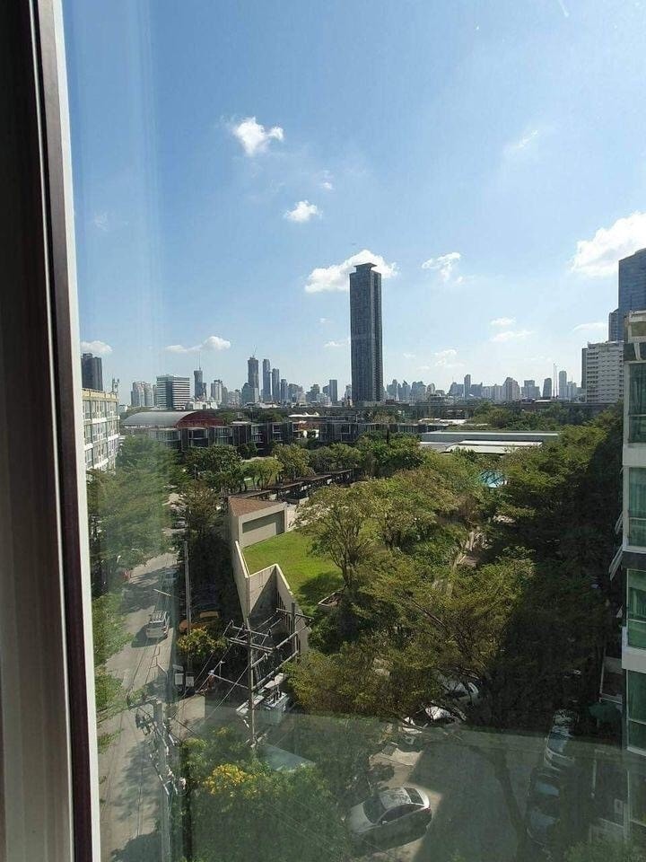 ขายคอนโดพระราม 9 เพชรบุรีตัดใหม่ RCA : S-GDA102 ขาย คอนโด การ์เด้น อโศก-พระราม9 ชั้น9 ตึกC วิวเมือง 26.25 ตรม. 1นอน 1น้ำ 1.9 ล้าน  064-959-8900