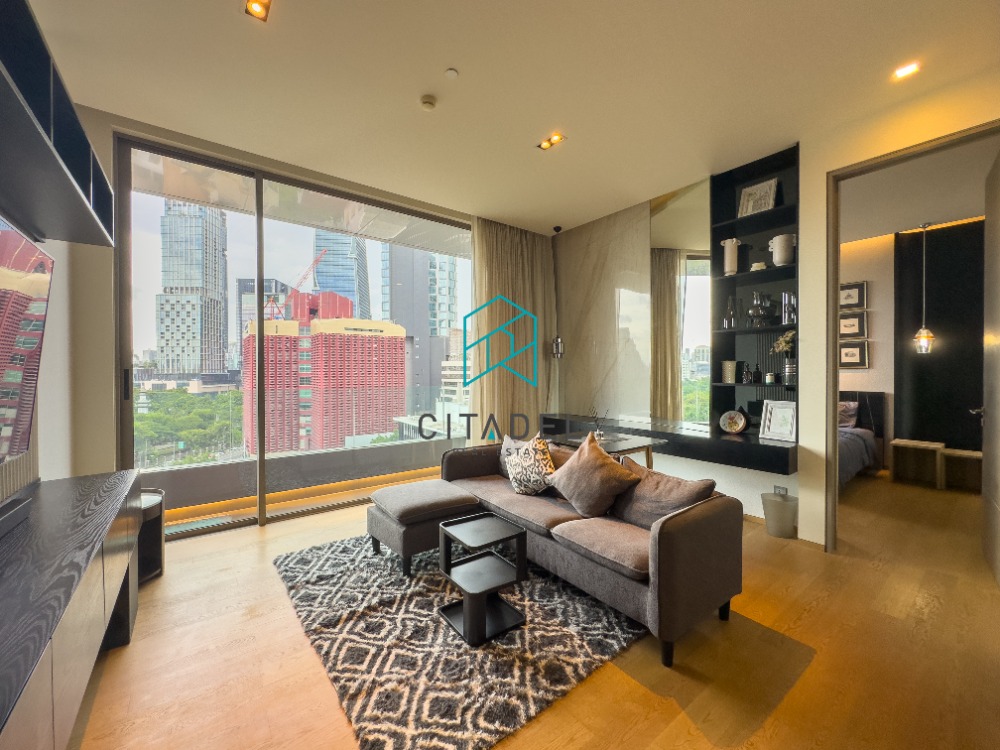 For RentCondoSilom, Saladaeng, Bangrak : Saladaeng One - Classy 1 Bed for Rent!
