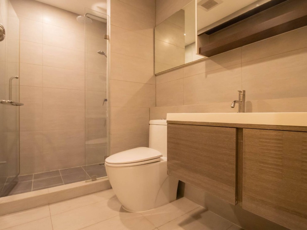 For SaleCondoSukhumvit, Asoke, Thonglor : Property code Bh0462 The Ace Ekkamai, room size 32 sq m., 1 bedroom, 1 bathroom, 2nd floor