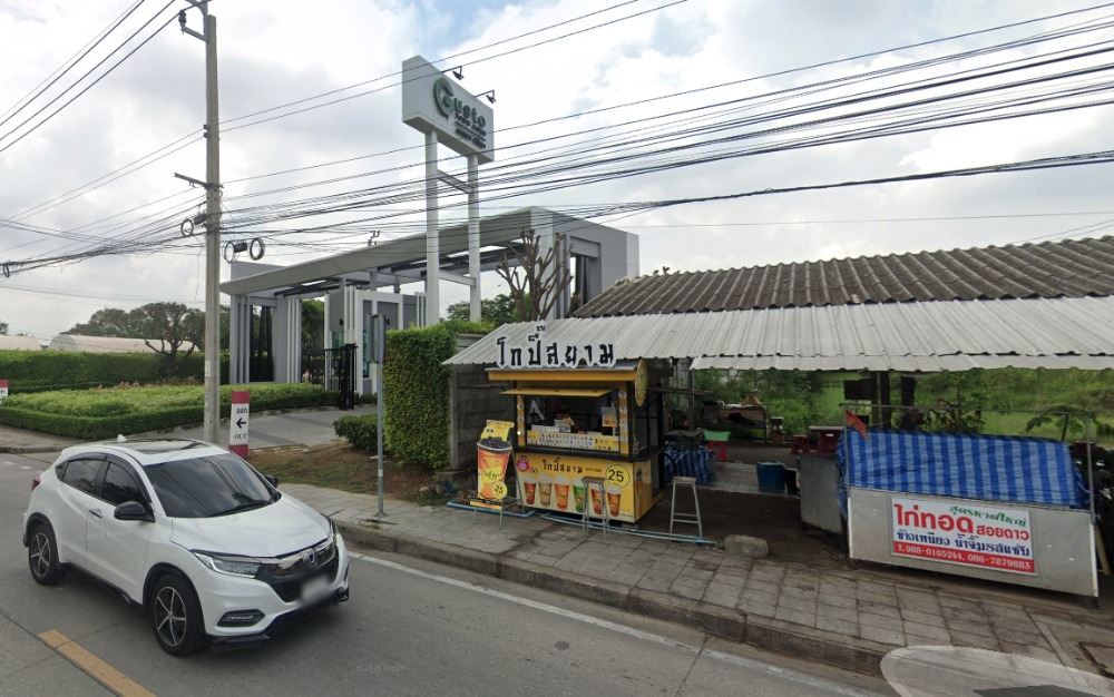 For SaleLandPinklao, Charansanitwong : Land for sale, Bang Phrom Subdistrict, Taling Chan District, Bangkok. There is a land rental shop, 20,000 baht per month.
