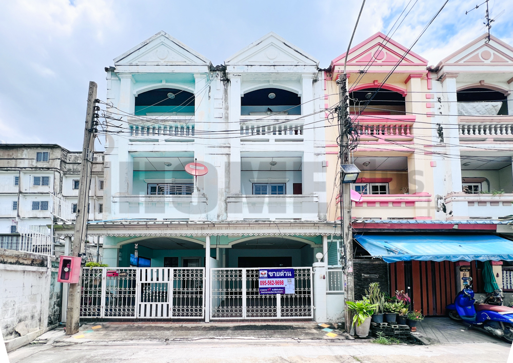 ขายทาวน์โฮมนนทบุรี บางใหญ่ บางบัวทอง : ทาวน์โฮม 3 ชั้น ลภาวัน1 บางบัวทอง(หลังธนาคารกสิกร)ติดถนนบางกรวย-ไทรน้อย ใกล้เซ็นทรัล