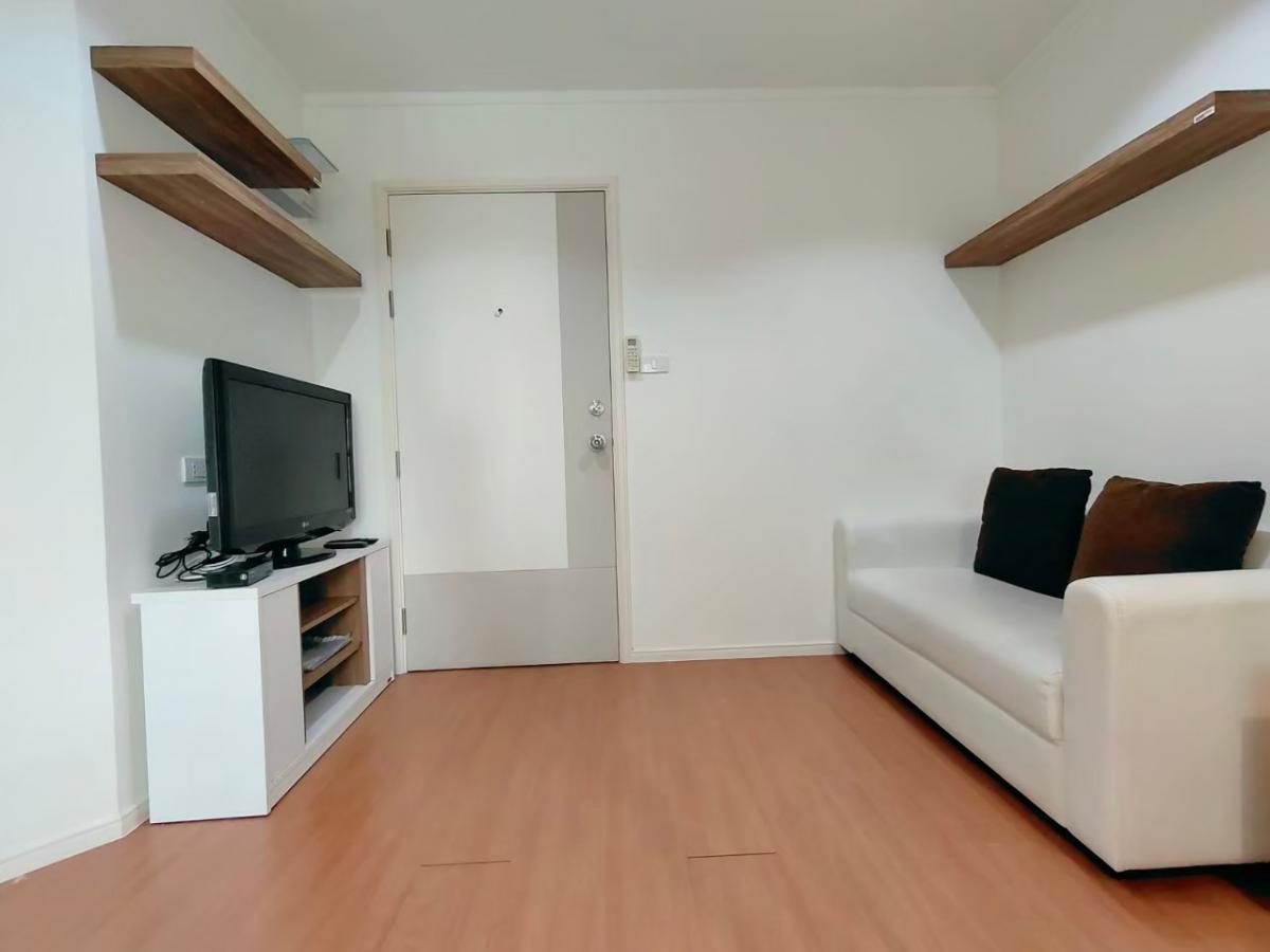 For SaleCondoRattanathibet, Sanambinna : 💵Sold with tenant💵 Lumpini Park Rattanathibet near Bang Krasor BTS station, only 30 meters away, convenient transportation, near Big C, good location, can be rented out all the time, never empty, good profit