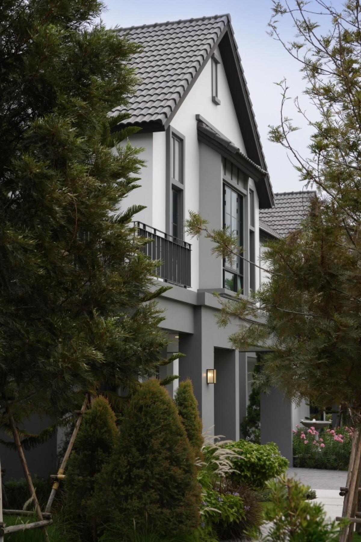 ขายบ้านลาดกระบัง สุวรรณภูมิ : 🎉𝐒𝐔𝐏𝐄𝐑 𝐃𝐄𝐀𝐋🎉สราญสิริ-รามคำแหง บ้านสวยสไตล์ 𝐌𝐨𝐝𝐞𝐫𝐧 𝐅𝐚𝐫𝐦𝐡𝐨𝐮𝐬𝐞 ใกล้รถไฟฟ้า เริ่มต้นเพียง 𝟕.𝟗𝟗 ล้าน* โทร📱𝟎𝟔𝟐-𝟓𝟐𝟔-𝟔𝟓𝟗𝟎