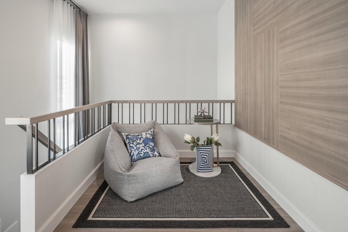 ขายบ้านลาดกระบัง สุวรรณภูมิ : 🎉𝐒𝐔𝐏𝐄𝐑 𝐃𝐄𝐀𝐋🎉สราญสิริ-รามคำแหง บ้านสวยสไตล์ 𝐌𝐨𝐝𝐞𝐫𝐧 𝐅𝐚𝐫𝐦𝐡𝐨𝐮𝐬𝐞 ใกล้รถไฟฟ้า เริ่มต้นเพียง 𝟕.𝟗𝟗 ล้าน* โทร📱𝟎𝟔𝟐-𝟓𝟐𝟔-𝟔𝟓𝟗𝟎