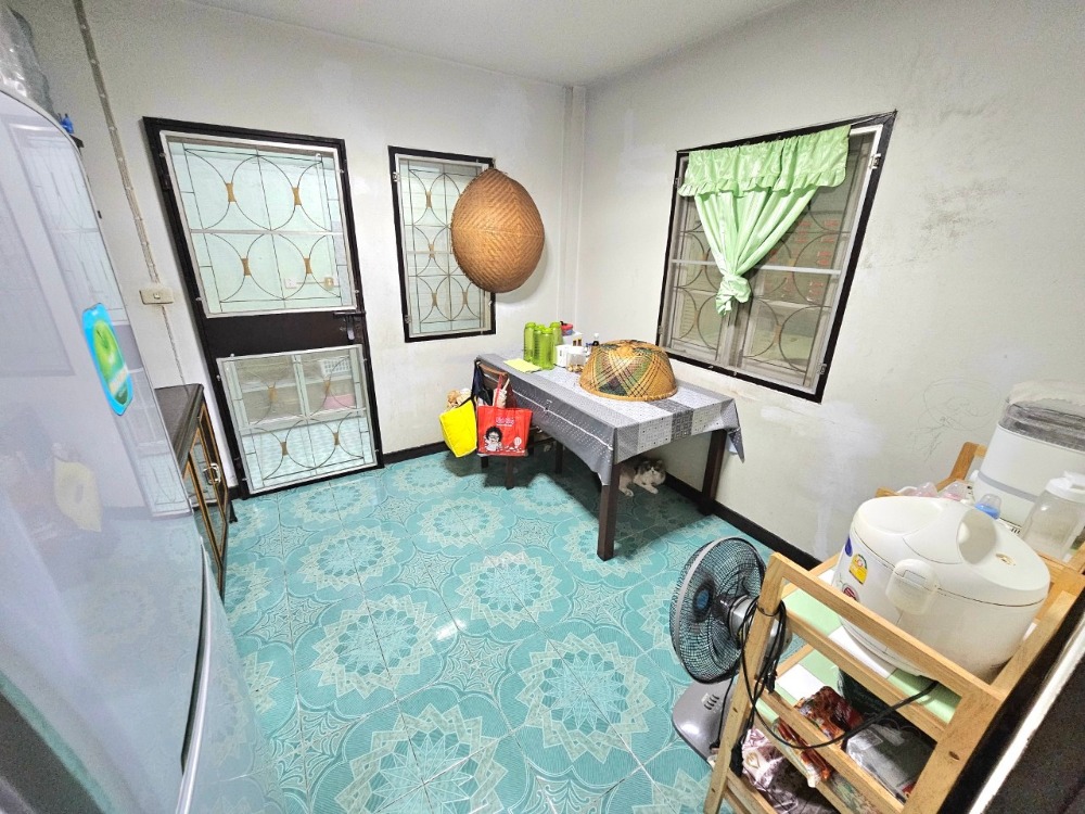 ขายบ้านมีนบุรี-ร่มเกล้า : ขาย บ้านเดี่ยว 2 ชั้น 4 ห้องนอน 51 ตารางวา หมู่บ้าน พนาสนธิ์ การ์เด้นโฮม 2 ถนนเลียบวารี 79 เขตหนองจอก กรุงเทพมหานคร