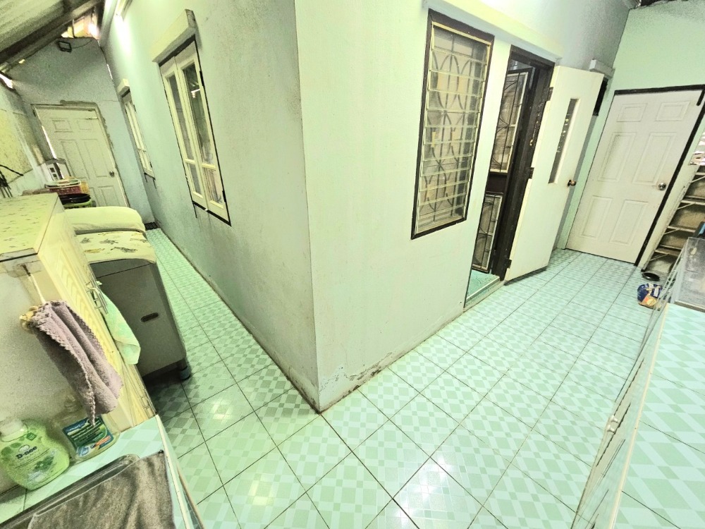 ขายบ้านมีนบุรี-ร่มเกล้า : ขาย บ้านเดี่ยว 2 ชั้น 4 ห้องนอน 51 ตารางวา หมู่บ้าน พนาสนธิ์ การ์เด้นโฮม 2 ถนนเลียบวารี 79 เขตหนองจอก กรุงเทพมหานคร