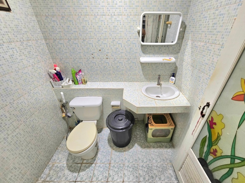 ขายบ้านมีนบุรี-ร่มเกล้า : ขาย บ้านเดี่ยว 2 ชั้น 4 ห้องนอน 51 ตารางวา หมู่บ้าน พนาสนธิ์ การ์เด้นโฮม 2 ถนนเลียบวารี 79 เขตหนองจอก กรุงเทพมหานคร