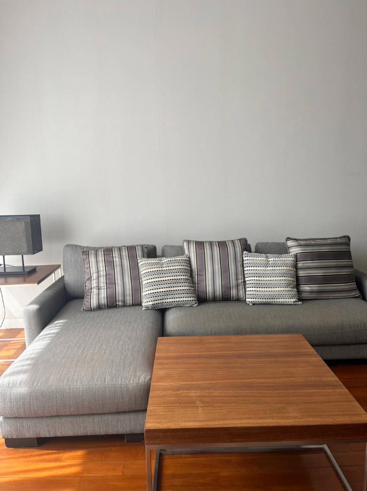 For RentCondoSukhumvit, Asoke, Thonglor : For Rent 2 BD 2 Bath at Domus Condo - Great location and nice project.