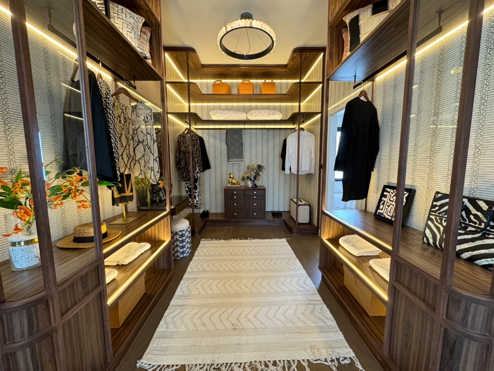 For SaleHouseVipawadee, Don Mueang, Lak Si : Setthasiri Don Mueang Special price 🔥 𝟐𝟐.𝟓𝟗 million* Full discount 𝟕𝟓 Sq.* 𝟰 Sleep 𝟱 Bathroom 📱𝟬𝟴𝟭-𝟵𝟴𝟯-𝟲𝟲𝟮𝟱