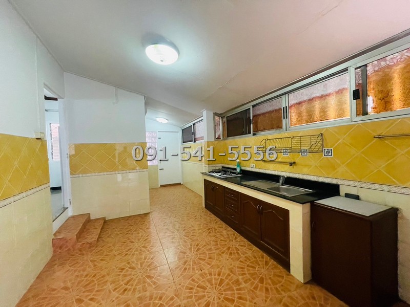 ขายบ้านเกษตร นวมินทร์ ลาดปลาเค้า : ขายบ้าน 2 ชั้น รีโนเวทใหม่ พื้นที่ 70 ตรว. หมู่บ้านชลลดา รามอินทรา 3นอน 2น้ำ หน้าบ้านหันทางทิศเหนือ