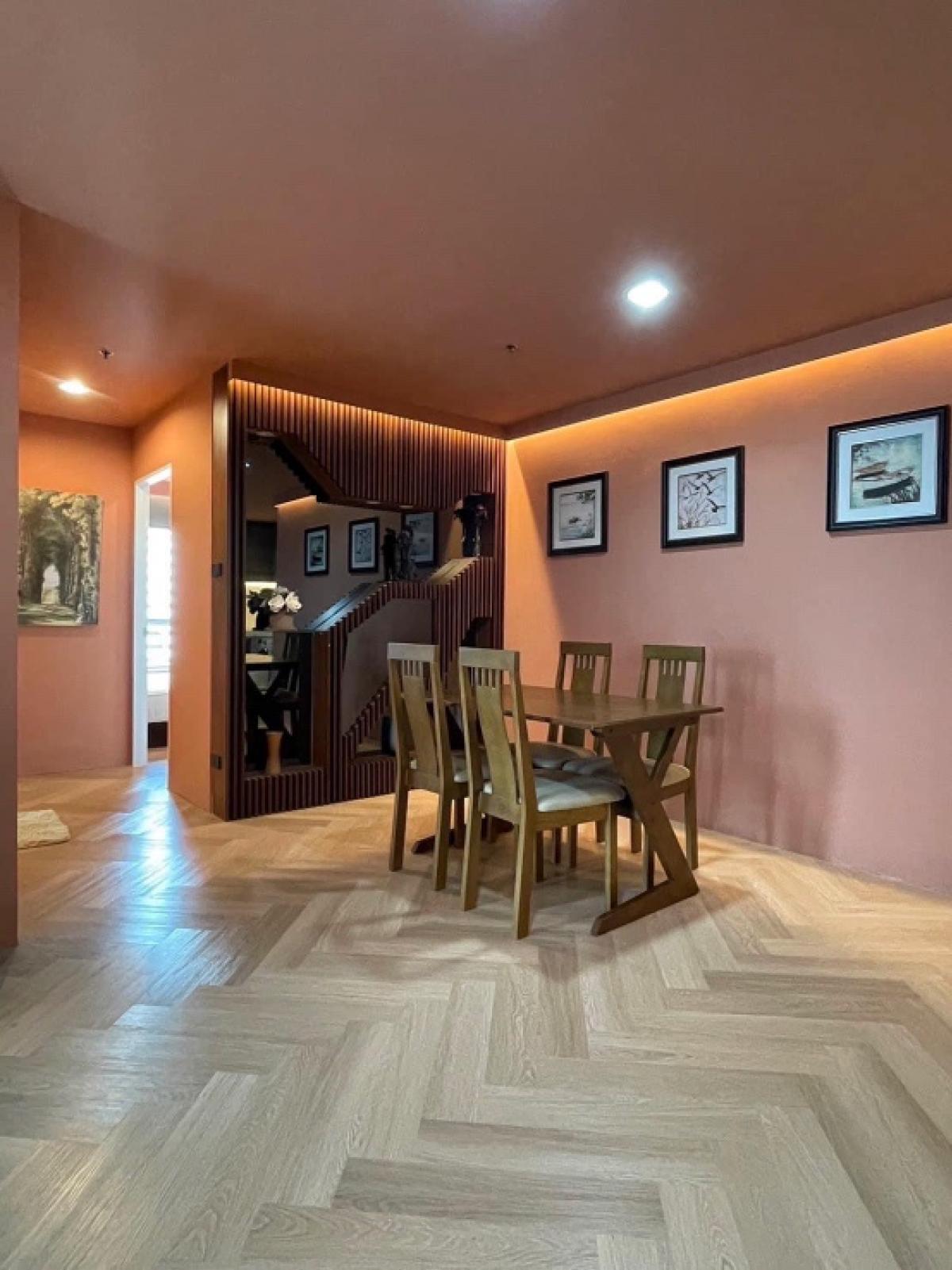 For SaleCondoRama9, Petchburi, RCA : 📢👇 For sale / rent at Belle Grand Rama9 one of the most highly demand for Expat, worth for investment place in Rama 9 with good price, good location , fully funished, only about 5 mins walk to MRT Rama 9, Central Plaza, G Tower.