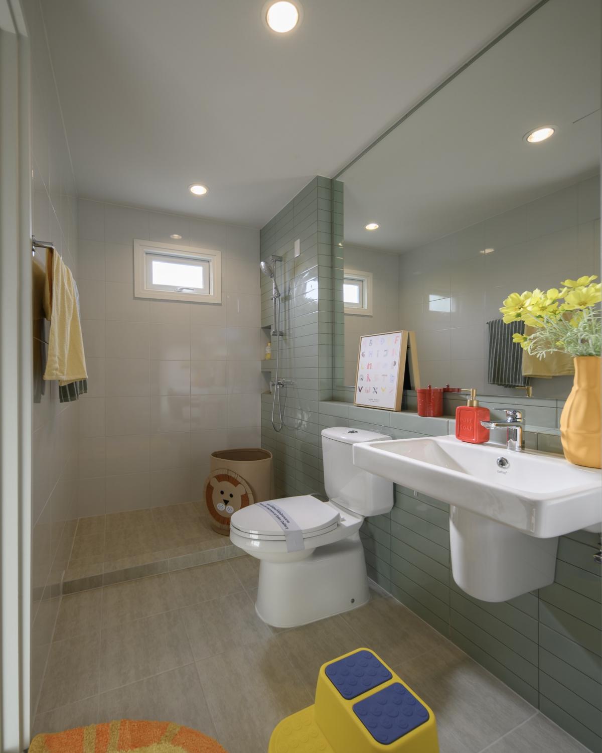 ขายบ้านสมุทรปราการ สำโรง : 🔥𝗦𝗛𝗢𝗖𝗞 𝐃𝐄𝐀𝐋🔥 ขาย!!! 🏡 สราญสิริ ศรีนครินทร์ แพรกษา จาก 𝐬𝐚𝐧𝐬𝐢𝐫𝐢 บ้านเดี่ยวสุดหรู ส่วนกลางใหญ่ที่สุดในย่านนี้ ใกล้ 𝐁𝐓𝐒 สายสีเขียวสุขุมวิท 𝟒 ห้องนอน 𝟒 ห้องน้ำ ขนาด 𝟓𝟕ตร.ว. ราคาเริ่มต้นเพียง 𝟕.𝟒𝟗 ล้านบาท * 📱𝟎𝟔𝟏-𝟒𝟓𝟎𝟎𝟗𝟒𝟒 🐕‍🦺🐱