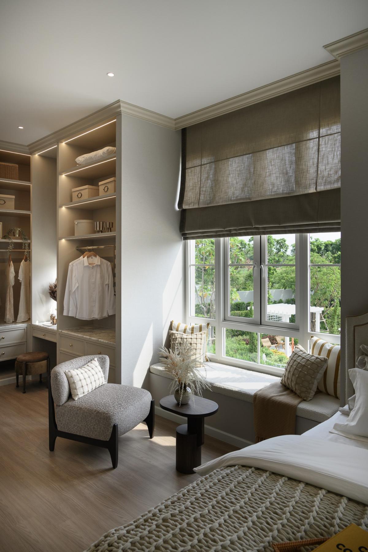 ขายบ้านสมุทรปราการ สำโรง : 🔥𝗦𝗛𝗢𝗖𝗞 𝐃𝐄𝐀𝐋🔥 ขาย!!! 🏡 สราญสิริ ศรีนครินทร์ แพรกษา จาก 𝐬𝐚𝐧𝐬𝐢𝐫𝐢 บ้านเดี่ยวสุดหรู ส่วนกลางใหญ่ที่สุดในย่านนี้ ใกล้ 𝐁𝐓𝐒 สายสีเขียวสุขุมวิท 𝟒 ห้องนอน 𝟒 ห้องน้ำ ขนาด 𝟓𝟕ตร.ว. ราคาเริ่มต้นเพียง 𝟕.𝟒𝟗 ล้านบาท * 📱𝟎𝟔𝟏-𝟒𝟓𝟎𝟎𝟗𝟒𝟒 🐕‍🦺🐱