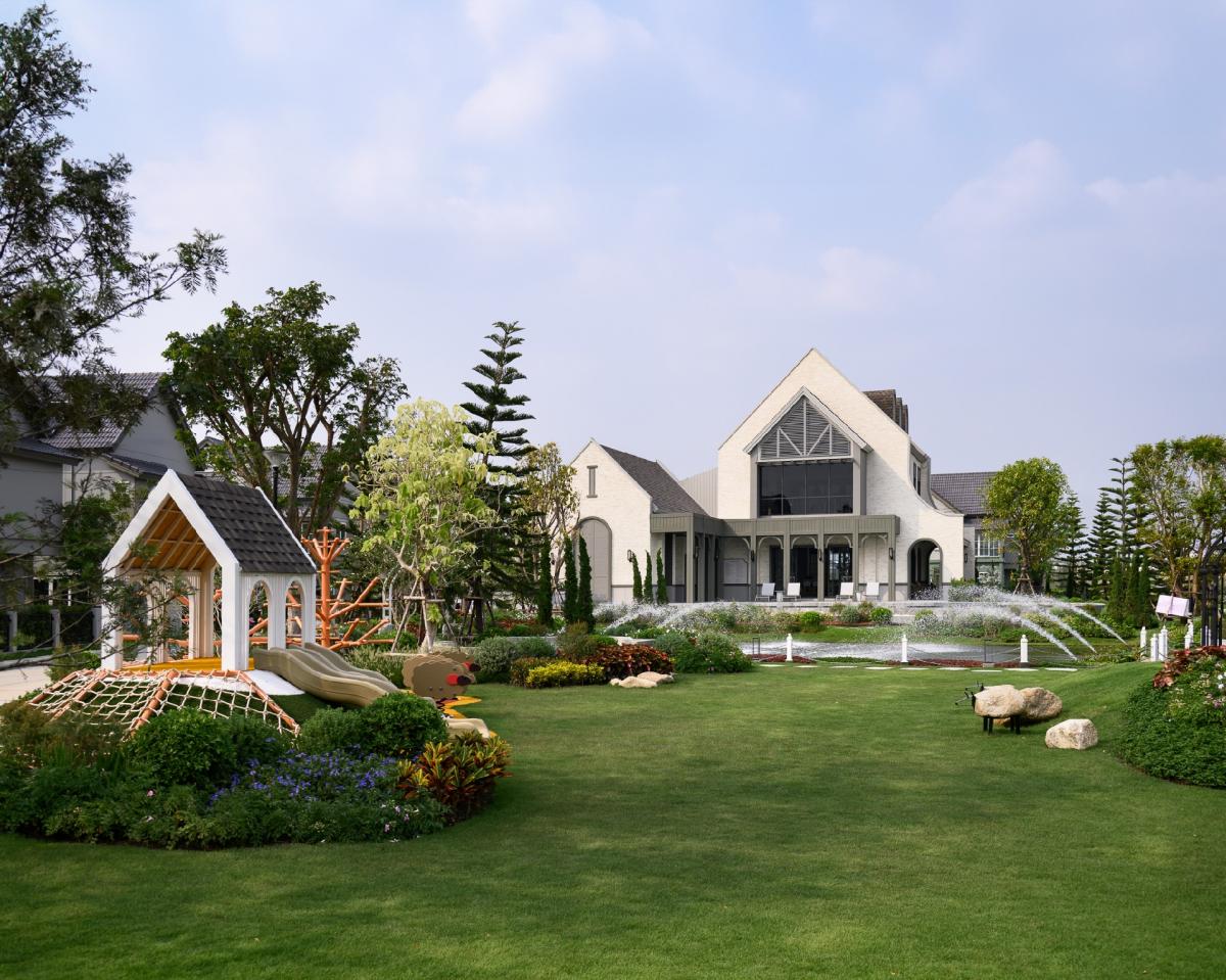 For SaleHouseSamut Prakan,Samrong : 🔥 For sale!!! 🏡 Saransiri Srinakarin Phraeksa from 𝐬𝐚𝐧𝐬𝐢𝐫𝐢 Luxurious single-family home, the largest common area in this area, near BTS Green Line Sukhumvit, 4 bedrooms, 4 bathrooms, size 88.30 sq.w., starting price only 10.79 million ba