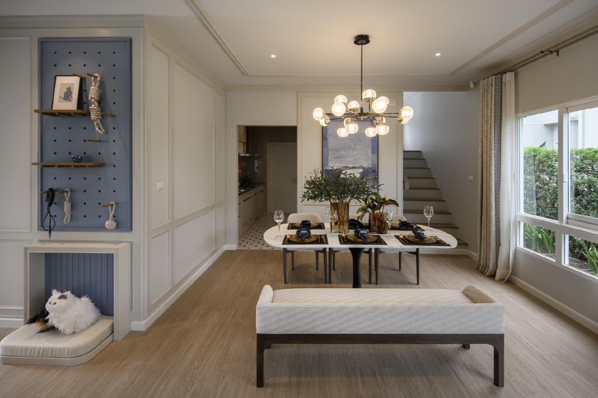 For SaleHouseSamut Prakan,Samrong : 🔥 For sale!!! 🏡 Saransiri Srinakarin Phraeksa from 𝐬𝐚𝐧𝐬𝐢𝐫𝐢 Luxurious single-family home, the largest common area in this area, near BTS Green Line Sukhumvit, 4 bedrooms, 4 bathrooms, size 88.30 sq.w., starting price only 10.79 million ba