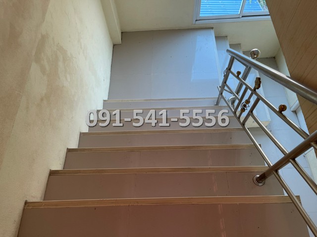 ขายอาคารพาณิชย์สระบุรี : ขายตึกแถว 3.5 ชั้น ตกแต่งใหม่พร้อมเข้าอยู่ 20 ตารางวา ริมถนนระพีพัฒน์ฝั่งซ้าย หนองแค สระบุรี