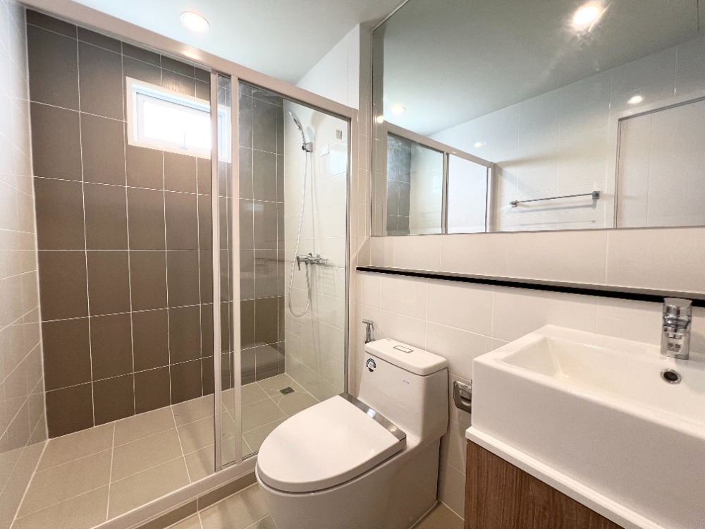 For SaleTownhomeBangna, Bearing, Lasalle : For sale: 2-storey townhouse, 4 bedrooms, Ariya The Village Bangna, Ring Road 4, near Mega Bangna, corner house, new, never lived in