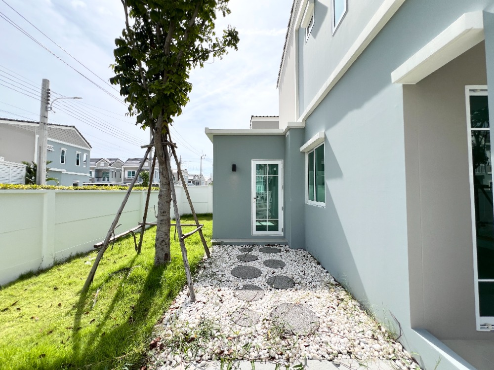 For SaleTownhomeBangna, Bearing, Lasalle : For sale: 2-storey townhouse, 4 bedrooms, Ariya The Village Bangna, Ring Road 4, near Mega Bangna, corner house, new, never lived in