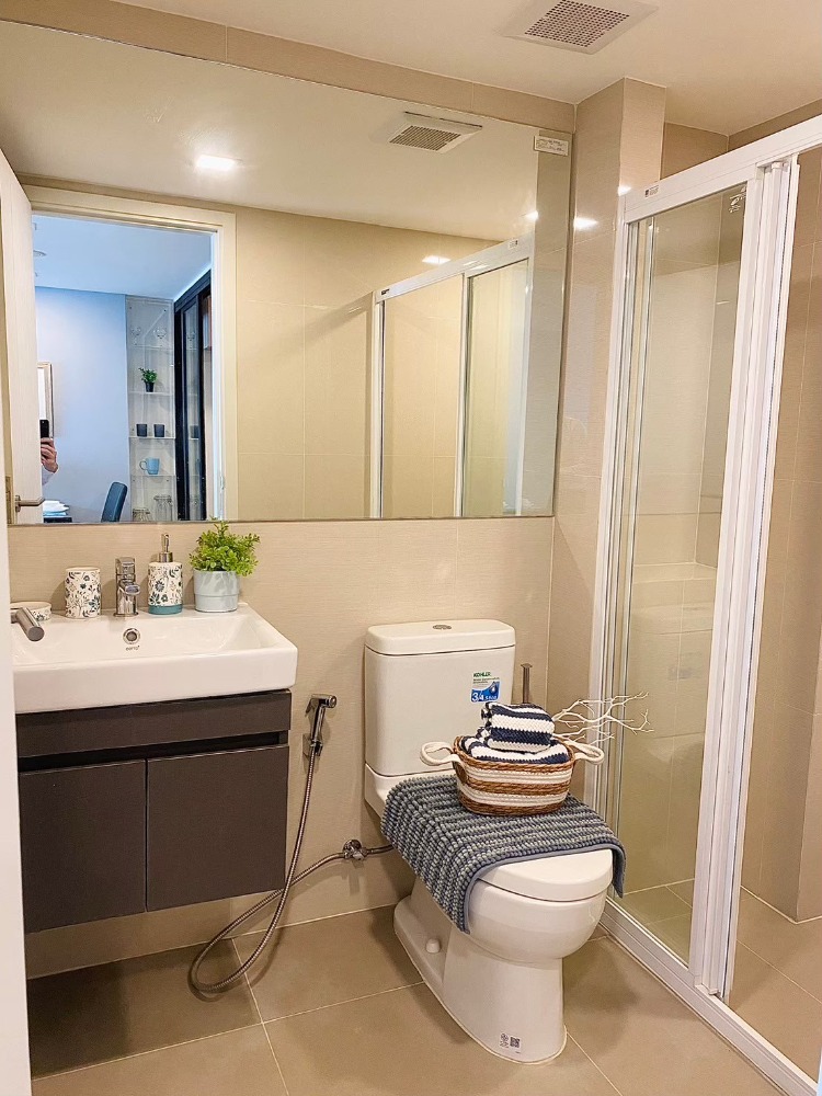 For SaleCondoOnnut, Udomsuk : Fully furnished condo, ready to move in, Chao Phraya River view, price 3.99 million baht, free transfer