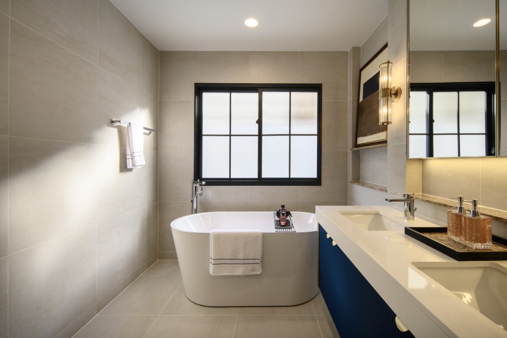 ขายบ้านลาดกระบัง สุวรรณภูมิ : 🔥 𝙎𝙃𝙊𝘾𝙆 𝘿𝙀𝘼𝙇 🔥 เศรษฐสิริ บางนา-สุวรรณภูมิ บ้านเดี่ยวสุดหรู สไตล์ โมเดิร์นคลาสสิค บนทำเลเศรษฐกิจแห่งใหม่ 𝟒ห้องนอน 𝟓ห้องน้ำ 𝟑𝟏𝟗 ตรม.เริ่ม 𝟏𝟓.𝟗𝟗 ล้าน*📱 𝟎𝟔𝟏-𝟒𝟓𝟎𝟎𝟗𝟒𝟒