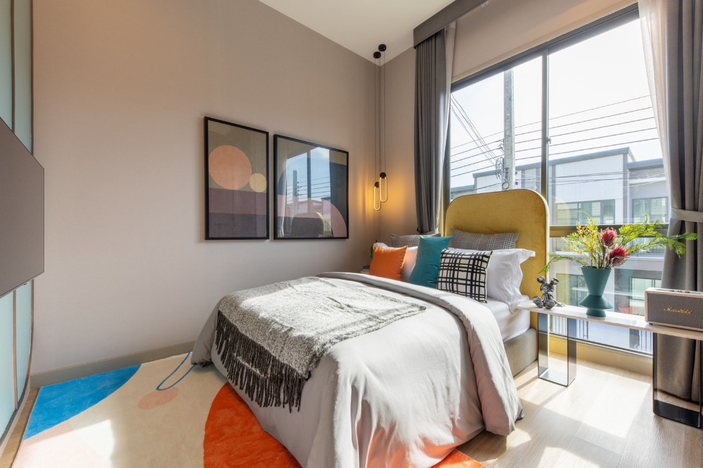 For SaleTownhomeBangna, Bearing, Lasalle : For sale!! Model townhouse, fully furnished, ready to move in, 5.2 meters wide, modern style, near Mega & Ikea Bangna, Central Bangna and international schools.