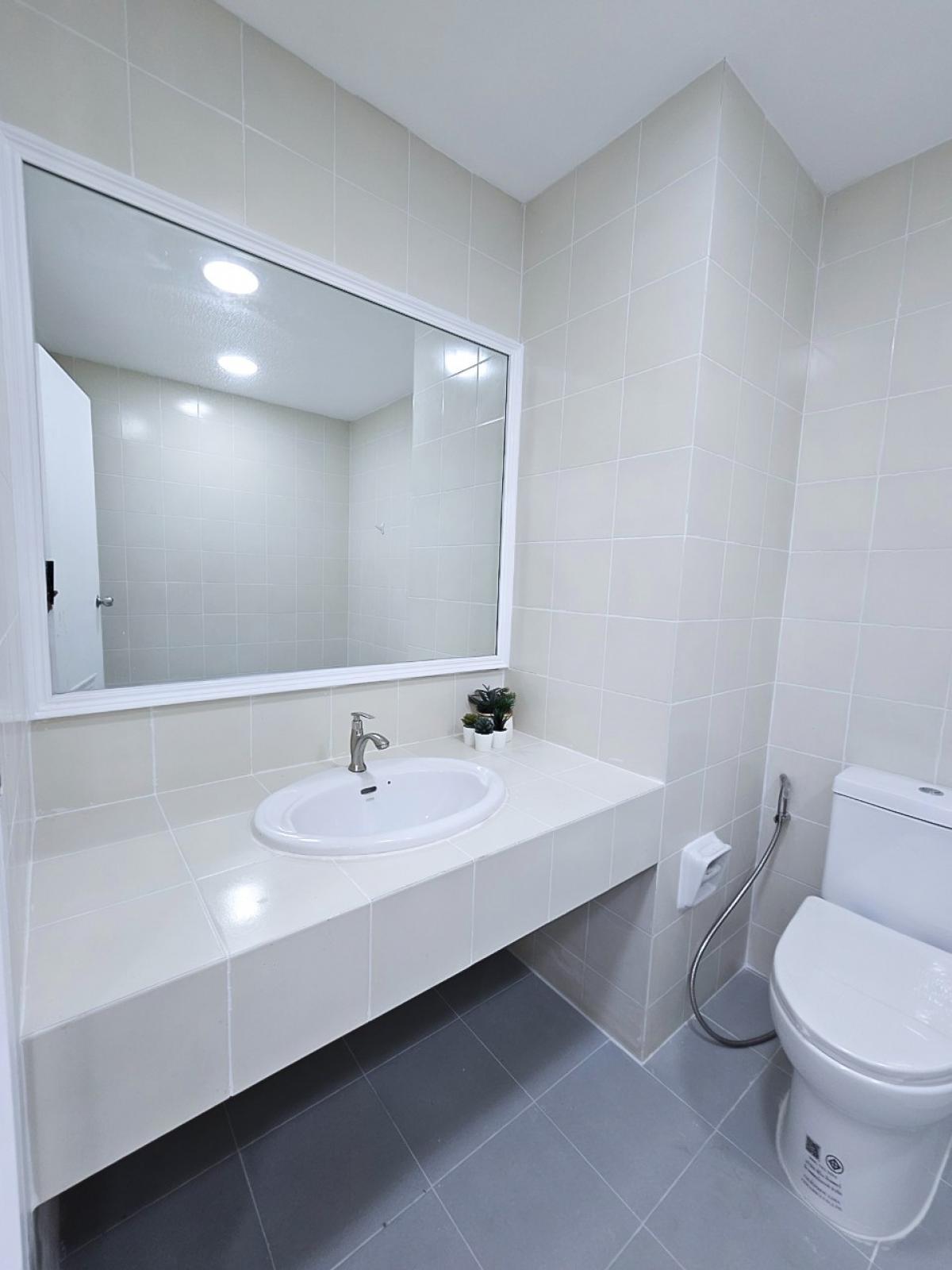 ขายคอนโดรามคำแหง หัวหมาก : ✨️ขายคอนโด ฝักข้าวโพด 2 ห้องนอน✨️ พร้อมเฟอร์นิเจอร์ Built in แบบจุกๆ