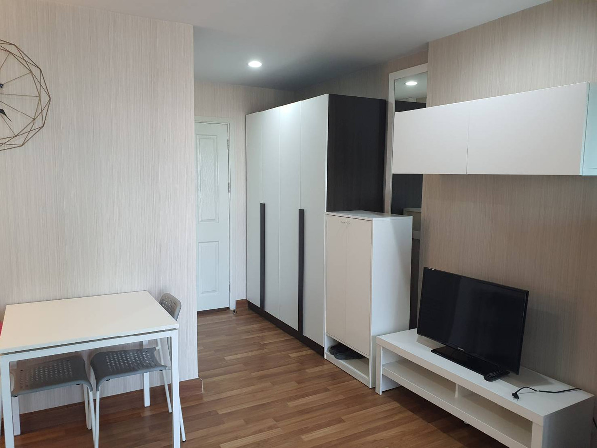 ให้เช่าคอนโดบางซื่อ วงศ์สว่าง เตาปูน : ให้เช่า คอนโดรีเจ้นท์โฮมบางซ่อนเฟส 27 ห้องสวย ตึก B ชั้น 24 วิวโล่ง ทิศเหนือ  ค่าเช่า 8,000 บาท