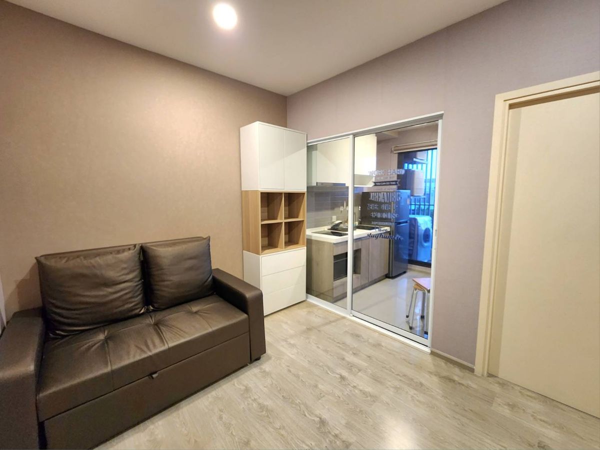 ขายคอนโดปิ่นเกล้า จรัญสนิทวงศ์ : ลดราคาโหด ขายห้องหายาก ทิศใต้ 32 ตารางเมตร **ขายพร้อมอยู่** ขาย The Tree จรัญ30 คอนโดทำเลศิริราช ยูนิตน้อยสุดส่วนตัว 12 ห้องต่อ 1 ชั้น สังคมดีมาก SN494.10