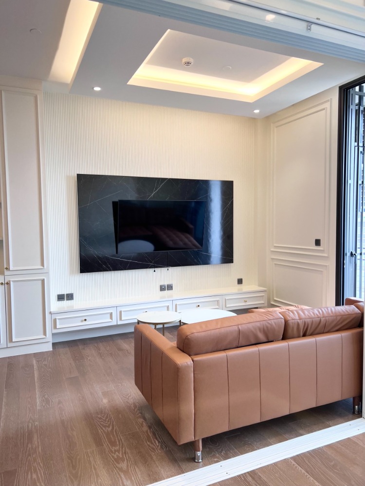 For RentCondoWitthayu, Chidlom, Langsuan, Ploenchit : • 𝐑𝐄𝐍𝐓 • 𝐌𝐮𝐧𝐢𝐪 𝐋𝐚𝐧𝐠𝐬𝐮𝐚𝐧 • 𝟏 𝐁𝐞𝐝 • 𝟓𝟓 𝐒𝐪𝐦 •  𝐋𝐢𝐧𝐞 𝐈𝐃 : 𝐕𝐚𝐬𝐬𝐢𝐥𝐲