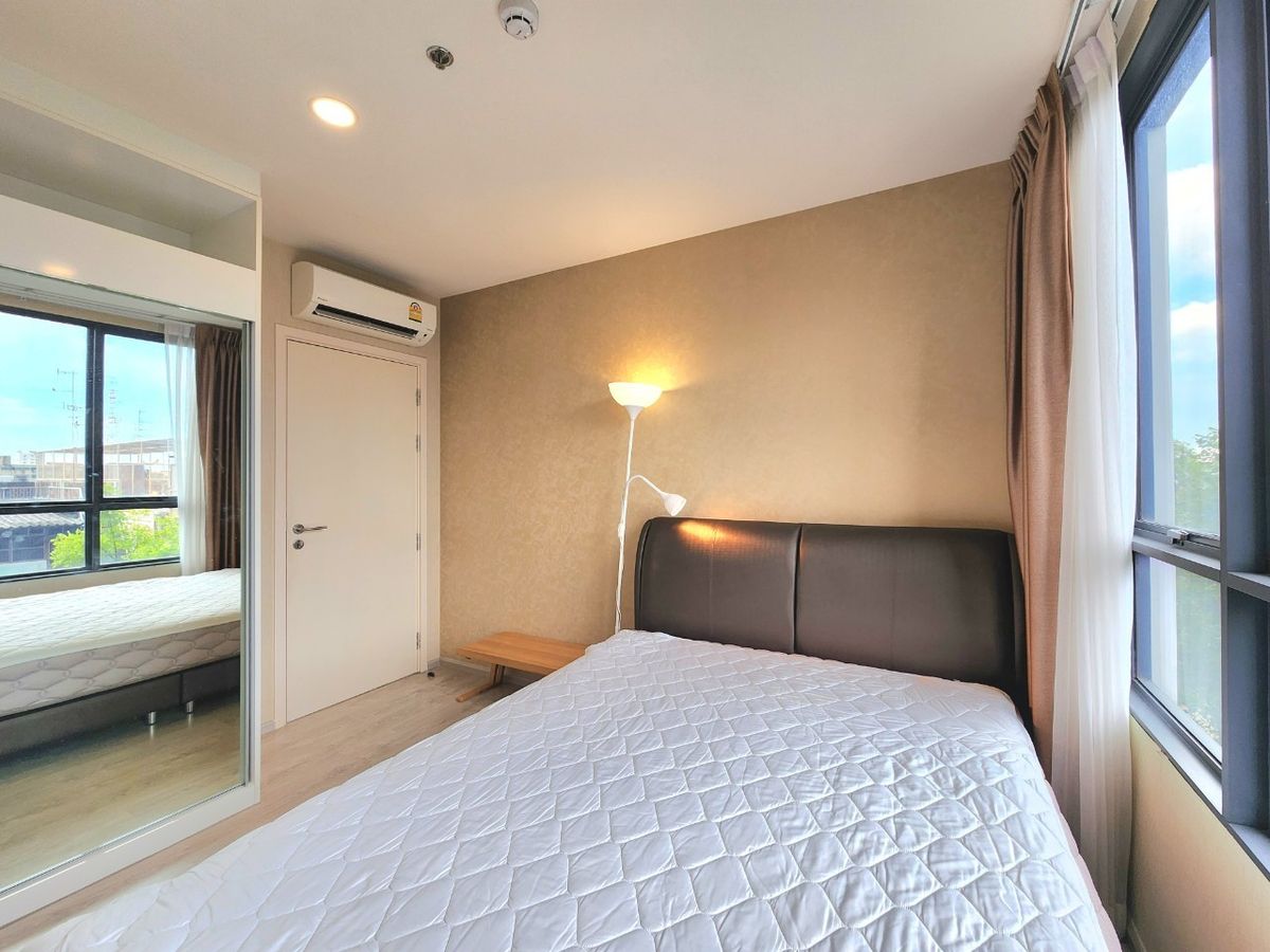 ขายคอนโดปิ่นเกล้า จรัญสนิทวงศ์ : ลดราคาโหด ขายห้องหายาก ทิศใต้ 32 ตารางเมตร **ขายพร้อมอยู่** ขาย The Tree จรัญ30 คอนโดทำเลศิริราช ยูนิตน้อยสุดส่วนตัว 12 ห้องต่อ 1 ชั้น สังคมดีมาก SN494.10