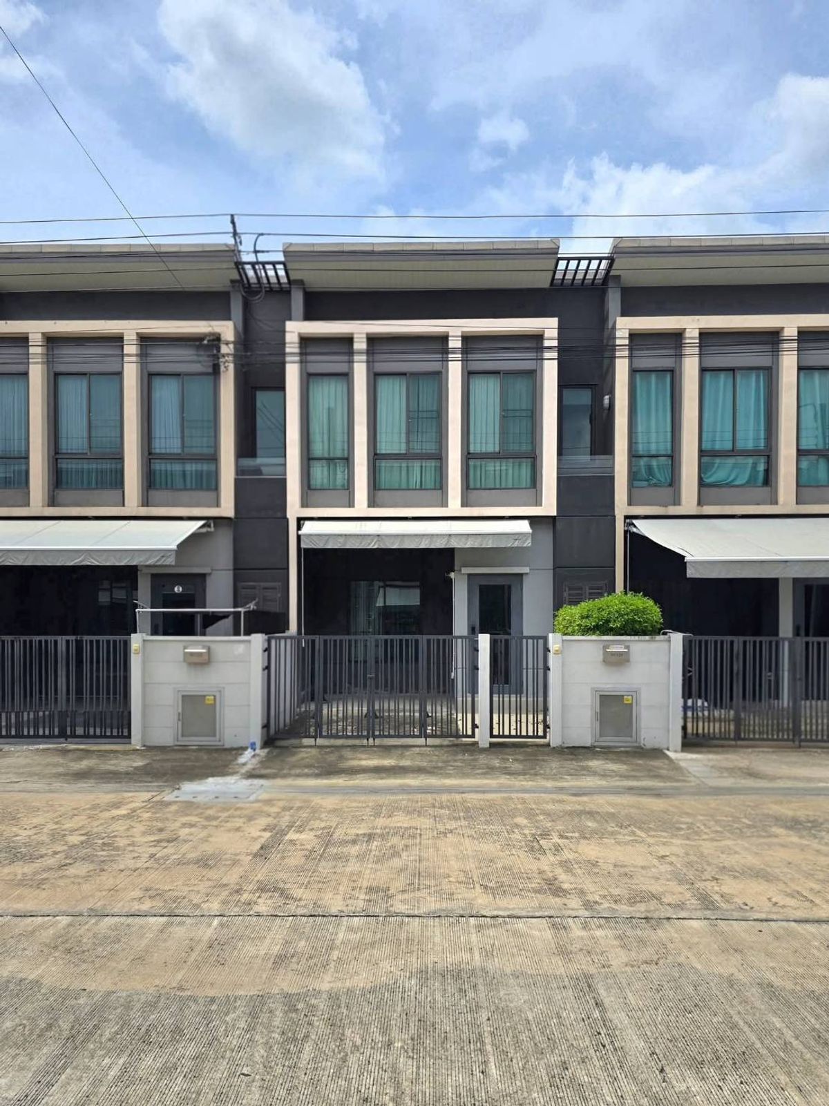 ให้เช่าทาวน์โฮมสมุทรปราการ สำโรง : 💥💥 เช่าบ้านโครงการ Pleno Sukhumvit-Bangna บ้านสวย ราคาดี เดินทางสะดวกสบาย