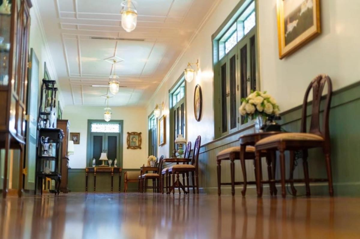 For SaleHouseMahachai Samut Sakhon : 📢👇 For sale / rent 2 houses on 3 rai of land, Colonial style and California style, located in Krathum Baen District, Samut Sakhon