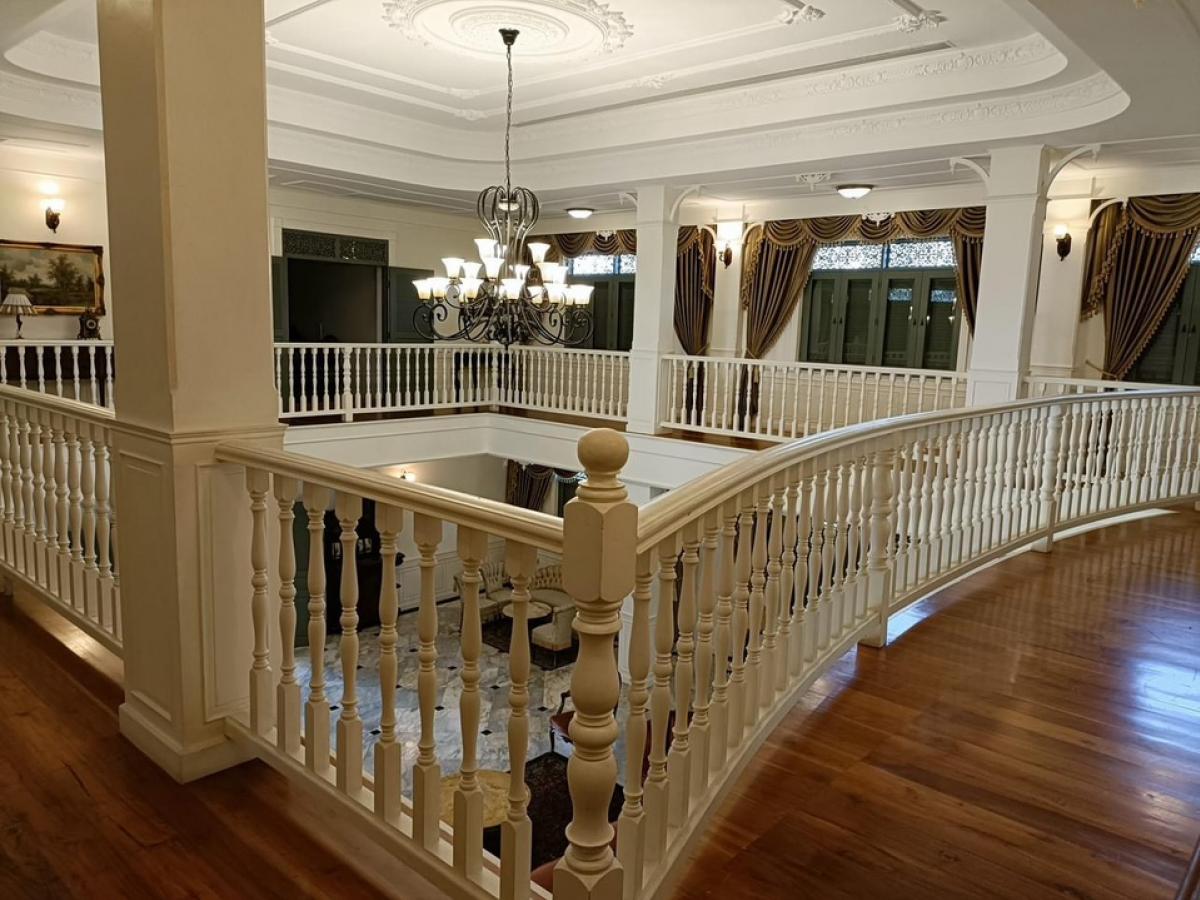 For SaleHouseMahachai Samut Sakhon : 📢👇 For sale / rent 2 houses on 3 rai of land, Colonial style and California style, located in Krathum Baen District, Samut Sakhon