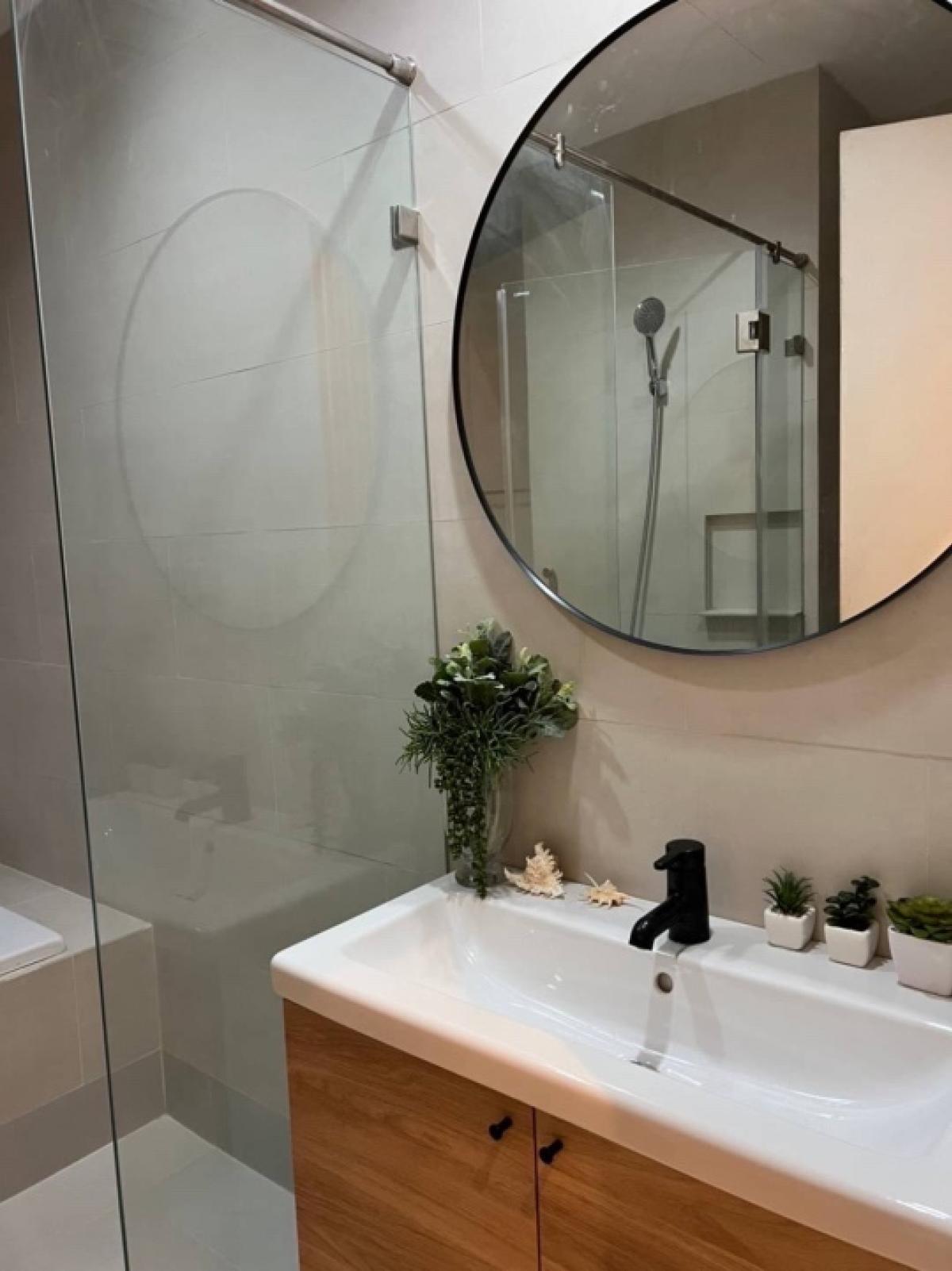 ขายคอนโดราชเทวี พญาไท : Sell with tenant til Sep 25 at Villa Ratchsthewi, close to Siam Square, MBK mall