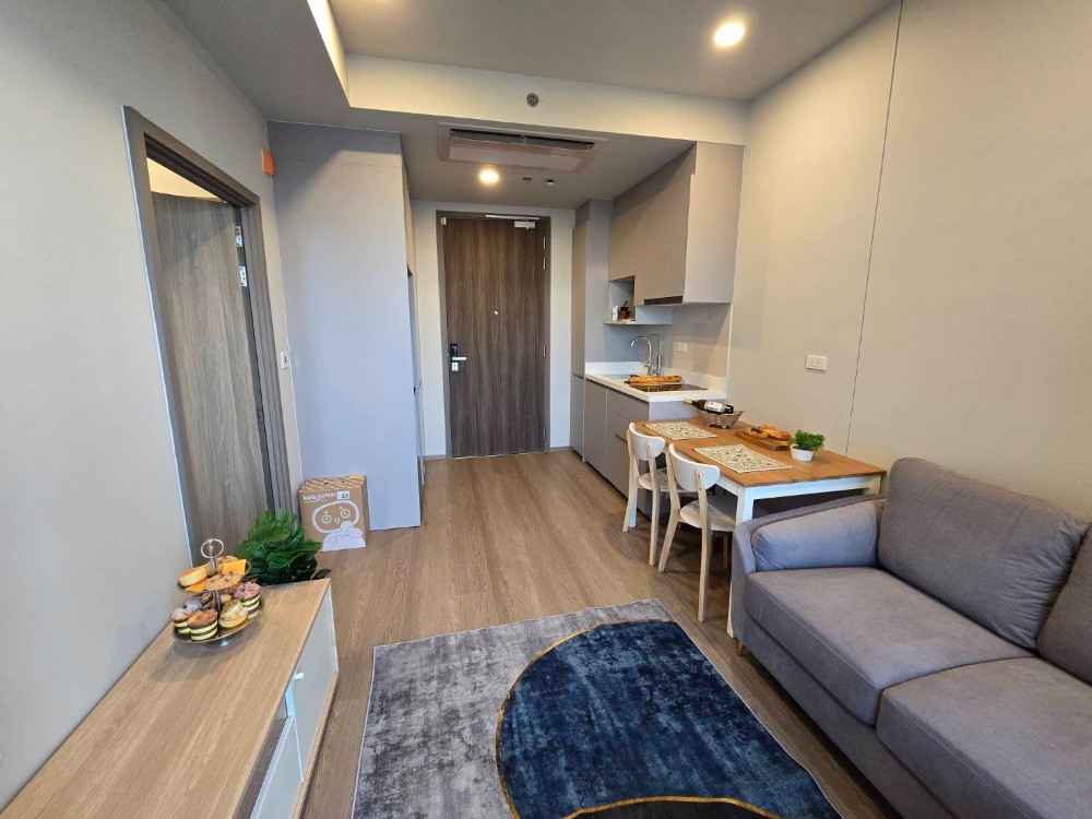 ให้เช่าคอนโดบางนา แบริ่ง ลาซาล : ให้เช่า 🔺 Whizdom The Forestias 🔺 เฟอร์นิเจอร์ และ เครื่องใช้ไฟฟ้าครบ ใกล้ BTS อารีย์