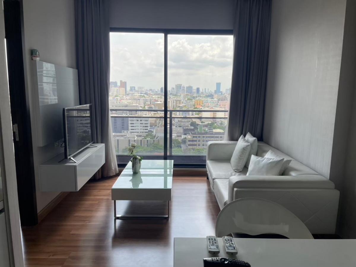 ให้เช่าคอนโดรัชดา ห้วยขวาง : IVY AMPIO ⭐️1BEDROOM  
Pls Call 084-9792464🫡