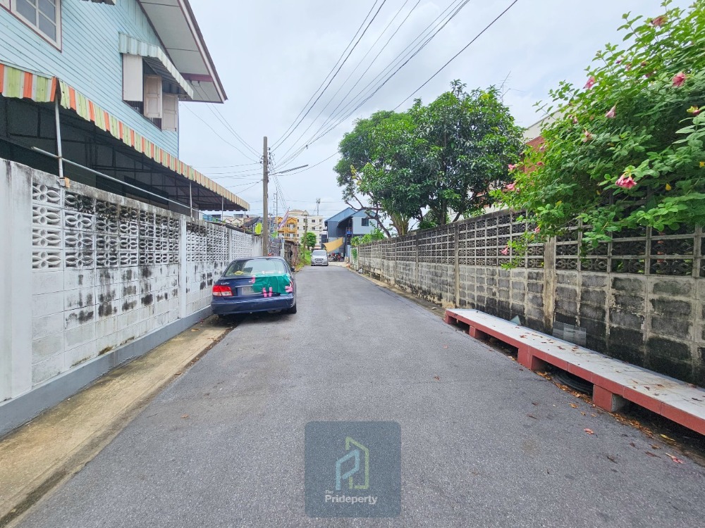 ขายที่ดินปทุมธานี รังสิต ธรรมศาสตร์ : ขาย ที่ดินเปล่า 141 ตรว. ซ.ลำลูกกา 10 ติด ถ.ลำลูกกา ทำเลดี เหมาะทำการค้า