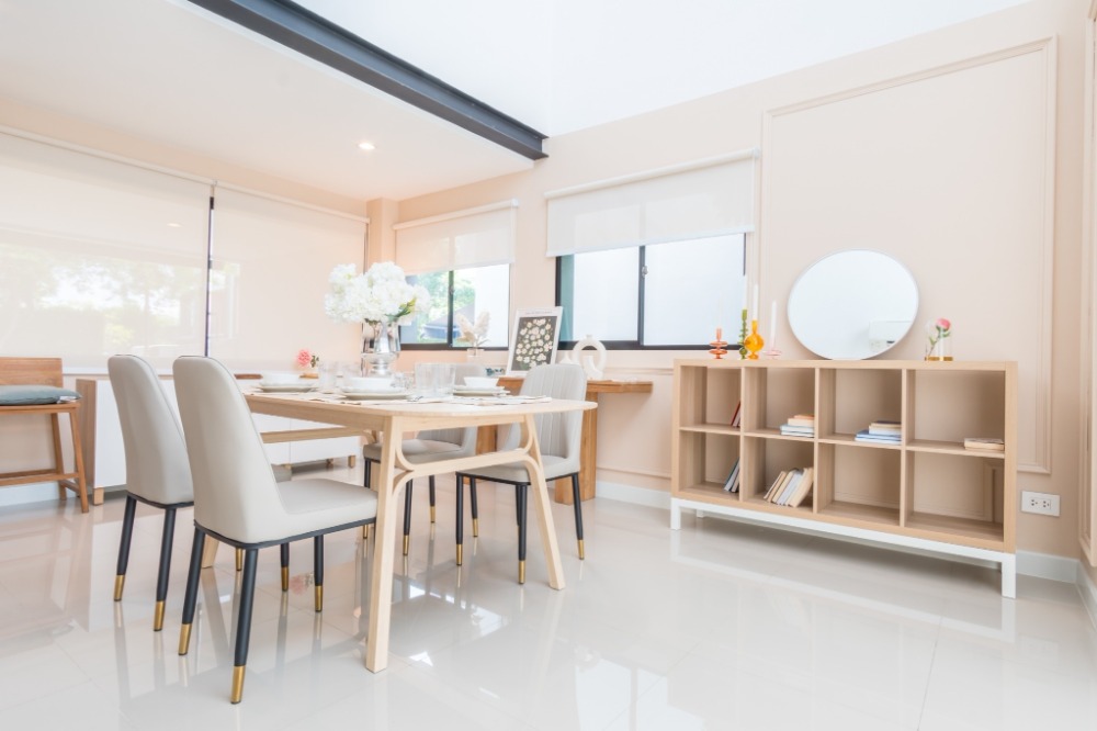 For SaleTownhomePattanakan, Srinakarin : S-HNVNS102 For sale Townhome Nirvana Define Rama 9, size 22 sq.w., 3.5 floors, the front of the house faces east, usable area 230 sq.m., 3 bedrooms, 4 bathrooms, 16 million, 064-959-8900