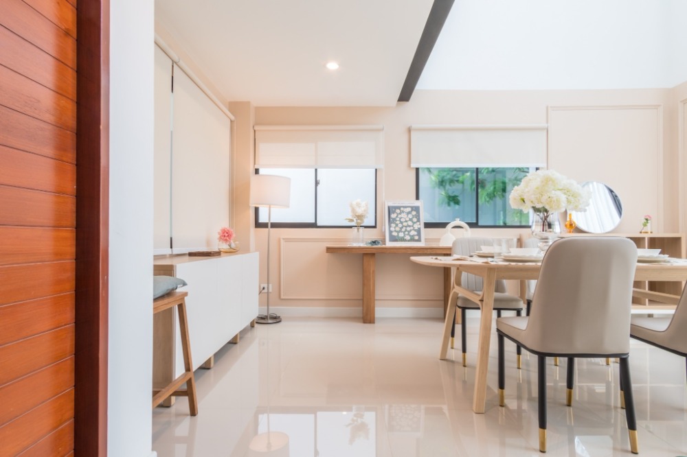 For SaleTownhomePattanakan, Srinakarin : S-HNVNS102 For sale Townhome Nirvana Define Rama 9, size 22 sq.w., 3.5 floors, the front of the house faces east, usable area 230 sq.m., 3 bedrooms, 4 bathrooms, 16 million, 064-959-8900