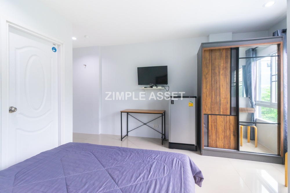 ให้เช่าแจ้งวัฒนะ เมืองทอง : Line: @zimple_asset อพาร์ทเมนท์รายเดือนติดกับตลาดเทศบาลปากเกร็ด ห้องตกแต่งพร้อมเข้าอยู่ ปลอดภัย เงียบสงบ ราคาไม่แพง