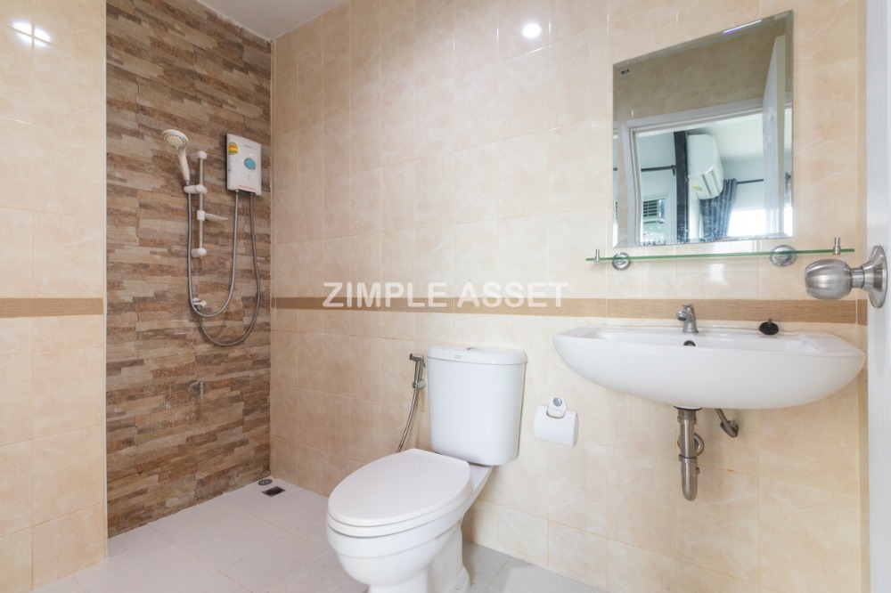 ให้เช่าแจ้งวัฒนะ เมืองทอง : Line: @zimple_asset อพาร์ทเมนท์รายเดือนติดกับตลาดเทศบาลปากเกร็ด ห้องตกแต่งพร้อมเข้าอยู่ ปลอดภัย เงียบสงบ ราคาไม่แพง