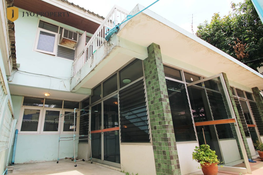 For RentHouseSukhumvit, Asoke, Thonglor : JY-HR299 - For Rent House 2 stories, Detached House, 500 sq.m, 10 Bed, 6 Bath